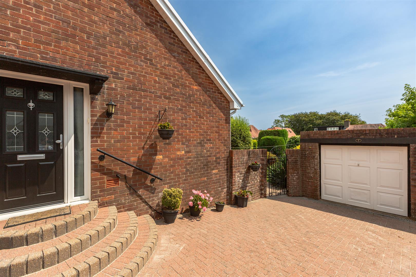 Dylan Road, Killay, Swansea, SA2 7BN